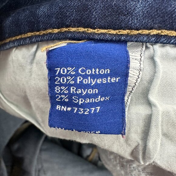 Apt. 9 Straight Distressed Women's size 16 Dark Wash Blue Denim jeans - Picture 4 of 5